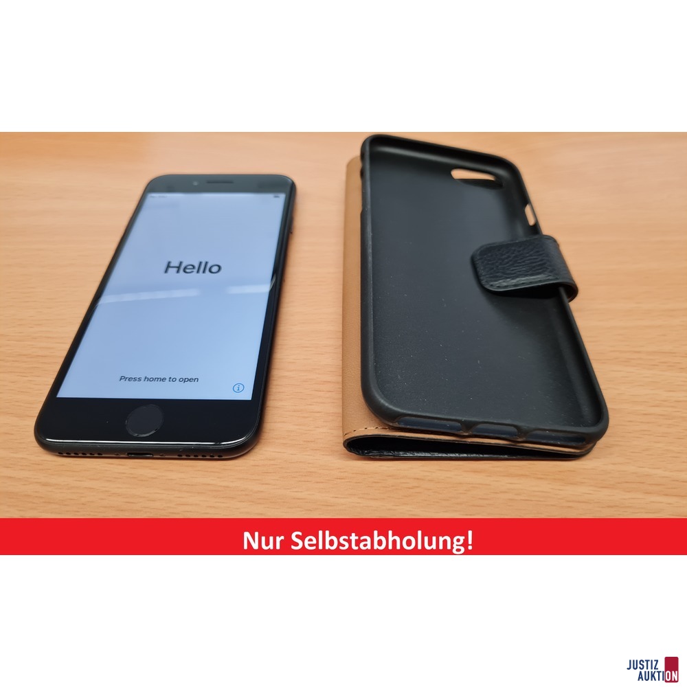 IPhone 7 (Vorderansicht) mit Kunstlederhülle