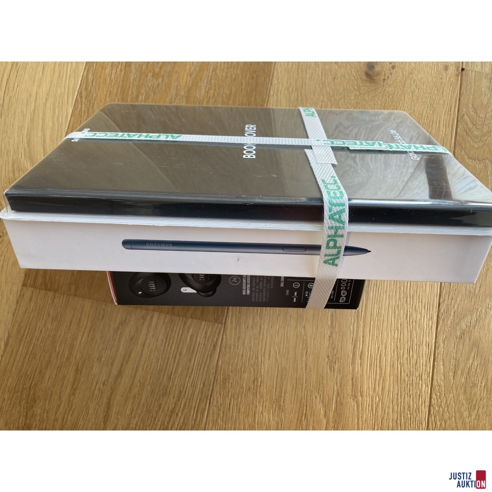 Set&comma; originalverpackt