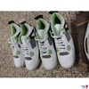 grüne Schuhe