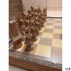 weiße Figuren