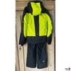 Hose und Jacke hinten