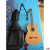 Gitarre mit Tasche und Ständer