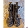 Schnürstiefel