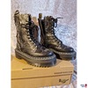 Schnürstiefel