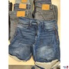 9 Jeans der Marke Levi`s 511