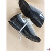 Sneaker der Marke Nike Air Max Invigor