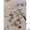 Diverser Modeschmuck u.a.