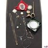 Konvolut bestehend aus diversen Schmuck