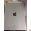 Ipad der Marke Apple Model: A2198 Seriennummer: DMPZM1M6MDFY