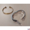 1 Modeschmuckarmspange versilbert mit Klappverschluss und schwarzen Email Größe 60 mm Breite 12 mm 1 Armspange goldfarben Modeschmuck