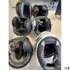 Diverse Motorradhelme