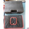 Werkzeugkoffer und Tasche mit diversen Werkzeug