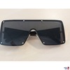 Damenretrosonnenbrille der Marke Channel GS21-09 - schwarz - getragen