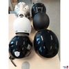 Diverse Motorradhelme