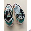 Herrensneaker der Marke Adidas