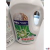 2 x Flüssigwaschmittel der Marke Ariel Universal+