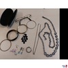 Diverser Modeschmuck - optische Lesebrille in Etui