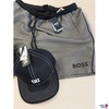 Badehose der Marke Boss Größe XL u.a.