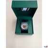 Herrenarmbanduhr der Marke Emporio Time getragen