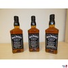drei Flaschen Whiskey Jack Daniels Old No. 7