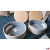 2 identische Hocker