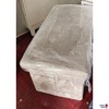 Hocker mit Aufbewahrungsfunktion