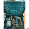 Makita Akkuschrauber Modellnummer 6317D 12 Volt, 2,6 Ah im Koffer mit Ladegerät
