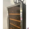 Glaskühlschrank