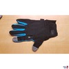 linker Handschuh innen