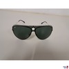 Sonnenbrille der Marke Ray Ban