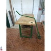 Tisch mit Transportstange