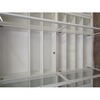geöffnete Vitrine