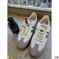 1 Paar Schuhe + Parfüm