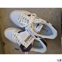 Schuhe Lacoste