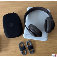 Beats Studio Pro Gesamtansicht