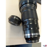 1 Objektiv der Marke Olympus M&period;Zuiko Digital u&period;a&period;