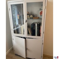 Vitrine von vorne