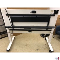 Tisch Oka Deskline 9 Jumpflex auf Rollen