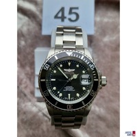 Armbanduhr