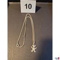 Kette mit Anhänger