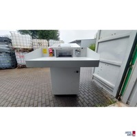 Aktenvernichter vorne