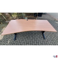 Freiformtisch, links 20° abgewinkelt