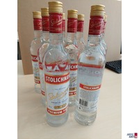 9 Flaschen Stolichnaya Vodka Premium Quality 40&percnt; &agrave; 0&comma;7 l&nbsp;