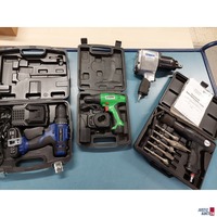 Akkubohrschrauber der Marke Lux-Tools u&period;a&period;