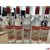 5 Flaschen Stolichnaya Vodka 0&comma;7 l