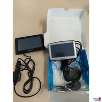 1 Navigationsgerät der Marke TomTom u.a.