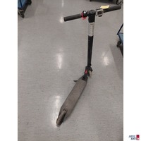 E-Scooter der Marke Denver PO&colon; 12115 -&nbsp;Modellnummer nicht leserlich