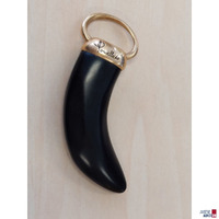 Gl&uuml;ckshorn-Anh&auml;nger Rosegold 750 &permil; mit Gagat &lpar;fossiles Holz&rpar; Marke &comma;&comma;Pomellato &ndash; Victoria&OpenCurlyDoubleQuote; 20&comma;3 g