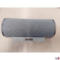 Bluetooth Lautsprecher der Marke Studio mit Originalbox