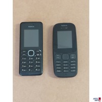 Nokia 105 TA-1034 und Nokia RM-945 gebraucht/Gebrauchsspuren vorhanden